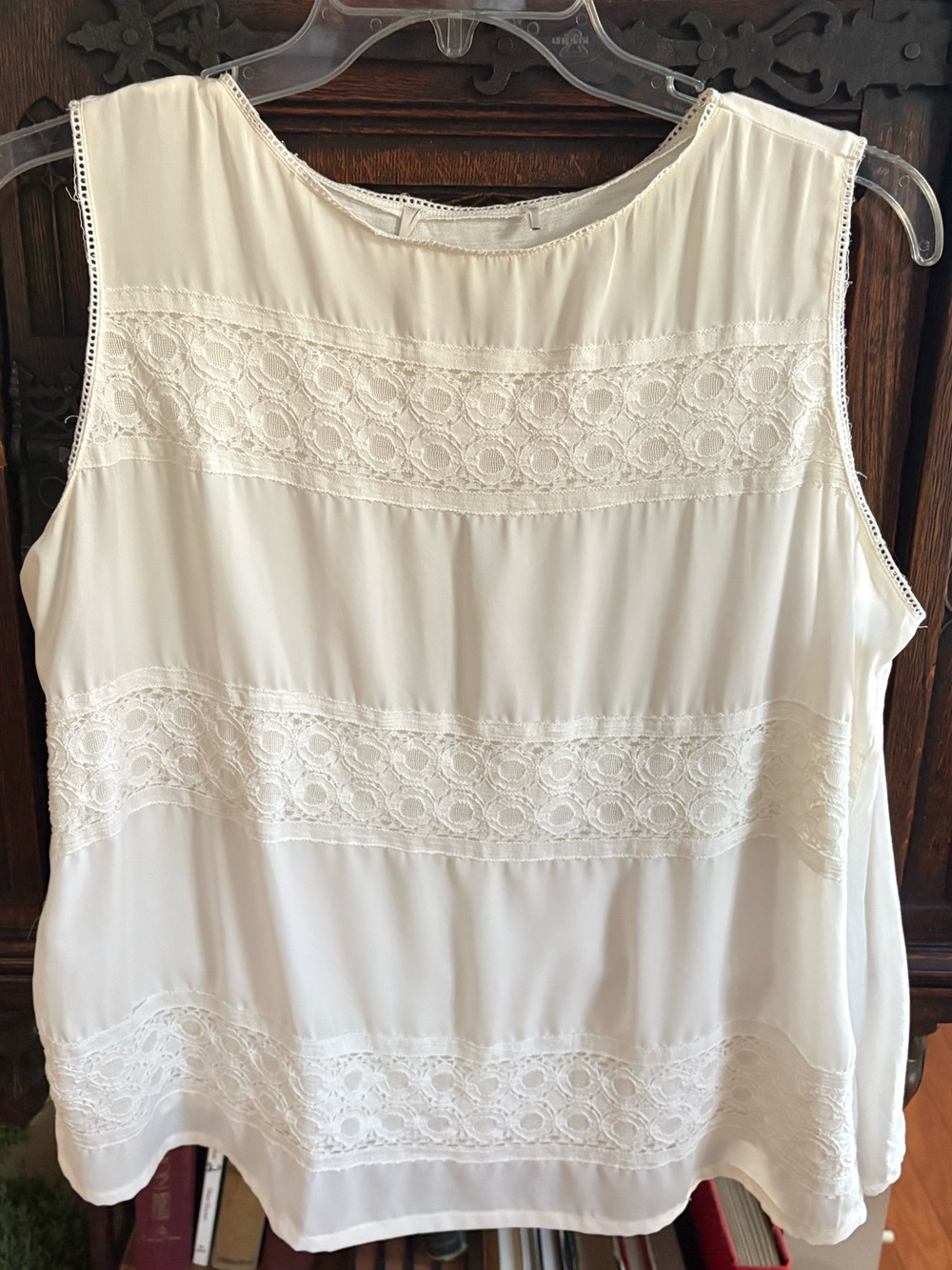 XL, Sleeveless Ivory Lace Panel Blouse